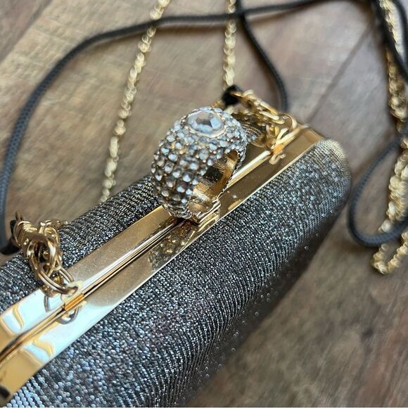 Diamond Clutch Fancy Purse Diamond & Gold design // removable straps - Picture 6 of 10